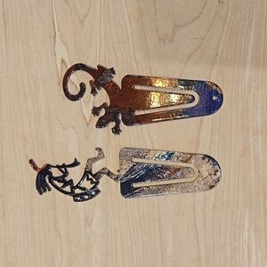2 Metal bookmarks, enamel coated, multicolored